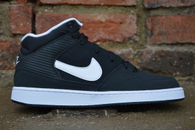  Nike Priority Mid 641893-019